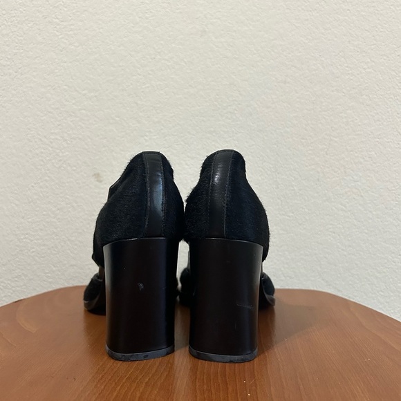 Vintage Kenneth Cole Black Leather Fur Exterior Clasp strap closure Italy Size 8 - Picture 5 of 11